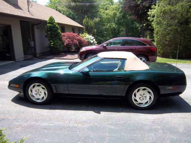 1994 Green Chevrolet Corvette Convertible