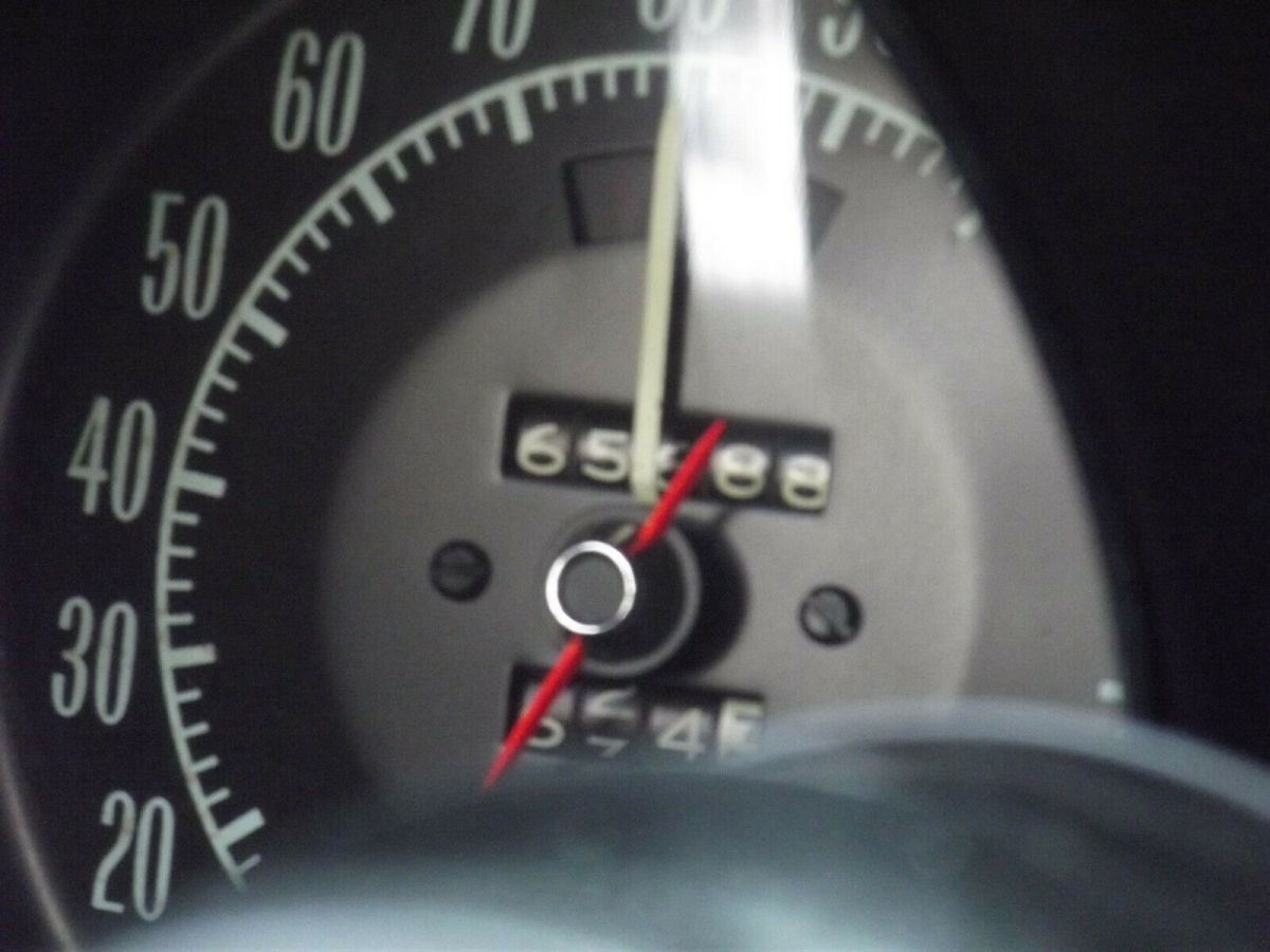 1968 Silverstone Silver Chevrolet Corvette Coupe