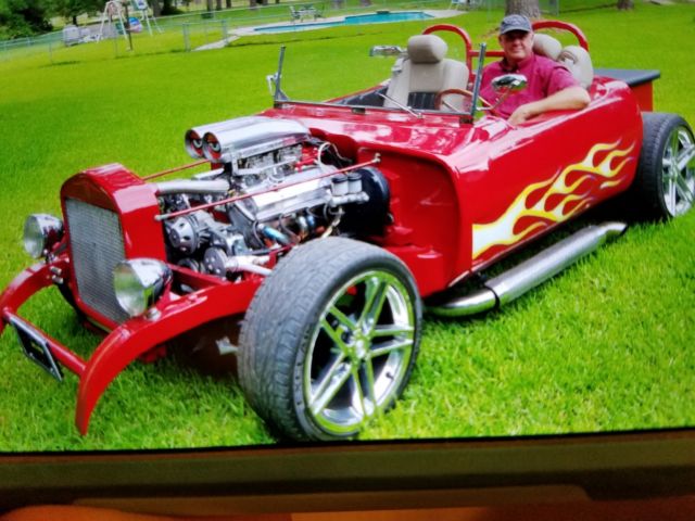 1981 Purple Chevrolet Corvette Coupe