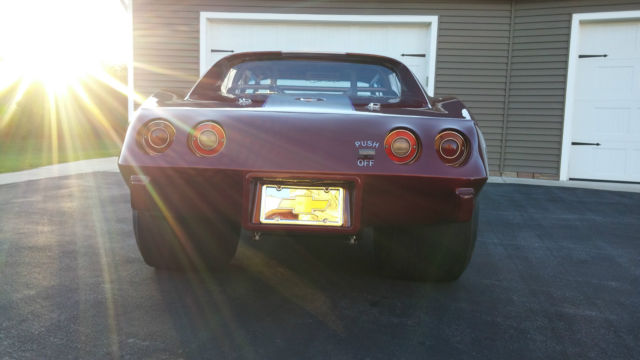 1975 Burgundy Chevrolet Corvette Coupe
