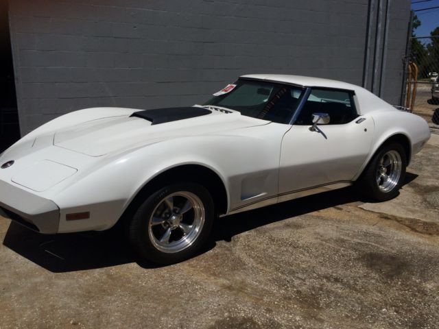 1974 White Chevrolet Corvette T-Top