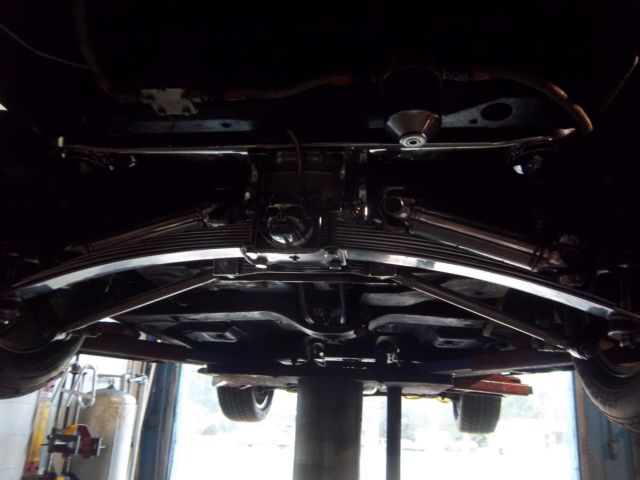 1974 White Chevrolet Corvette T-Top