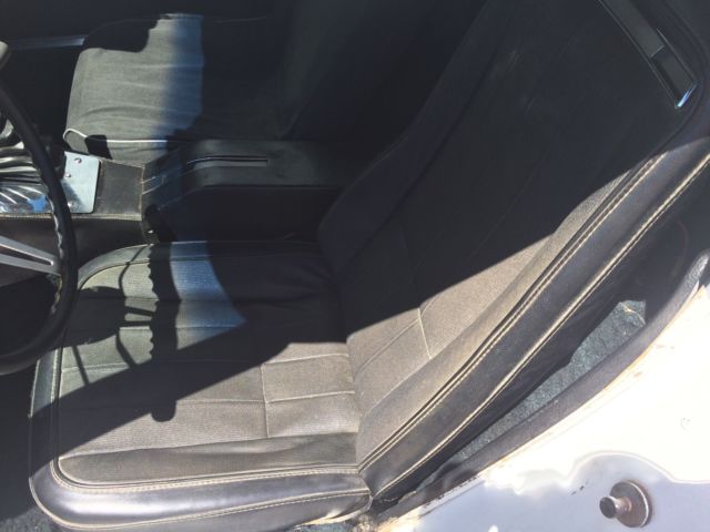 1974 White Chevrolet Corvette T-Top