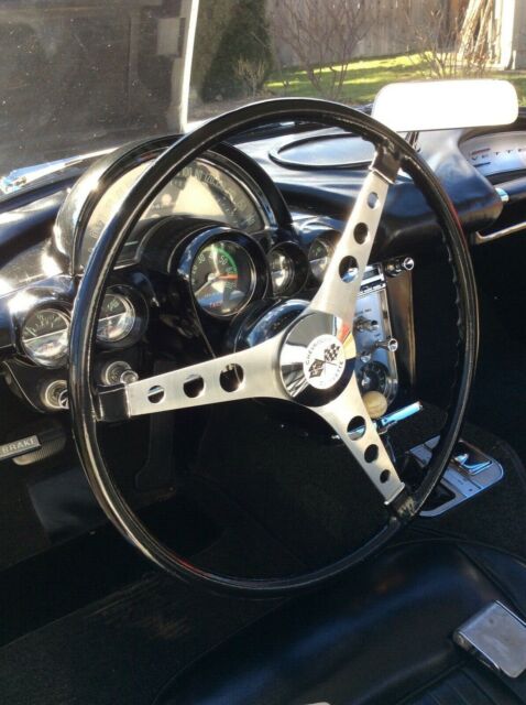 1962 ermine white Chevrolet Corvette Convertible