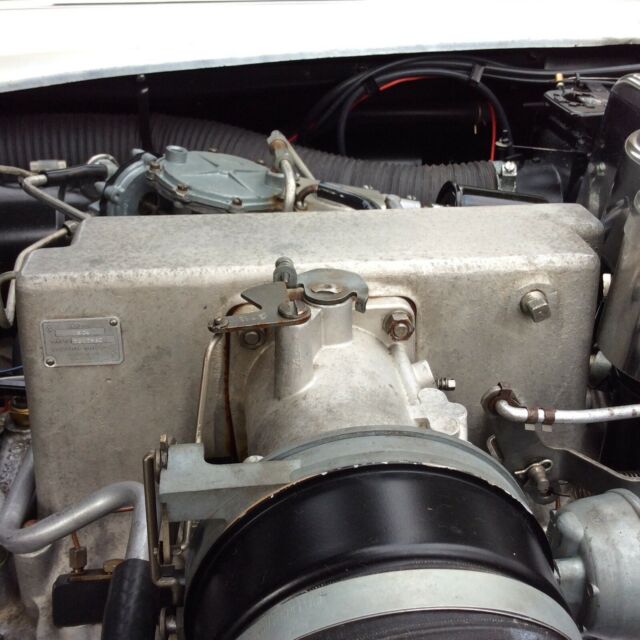 1962 ermine white Chevrolet Corvette Convertible