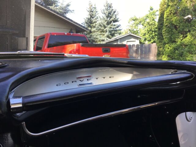 1962 ermine white Chevrolet Corvette Convertible