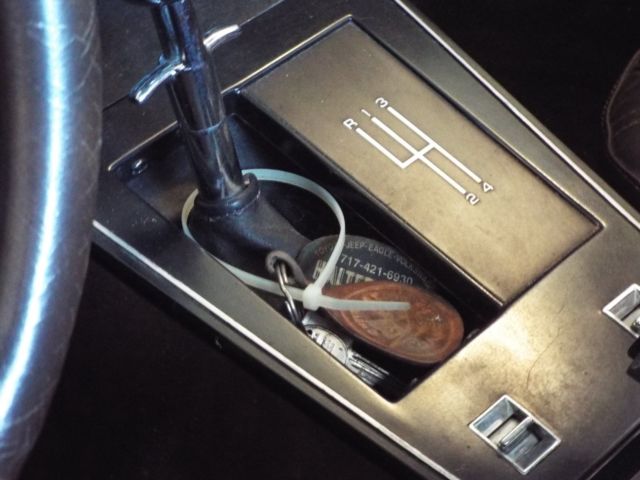 1977 Tan Chevrolet Corvette Coupe