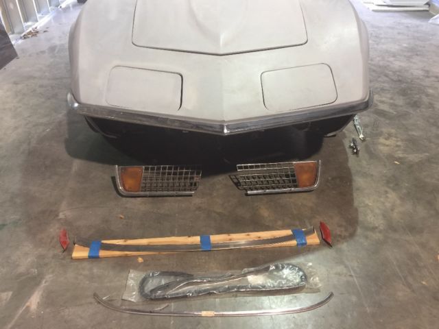 1972 Red Chevrolet Corvette Coupe