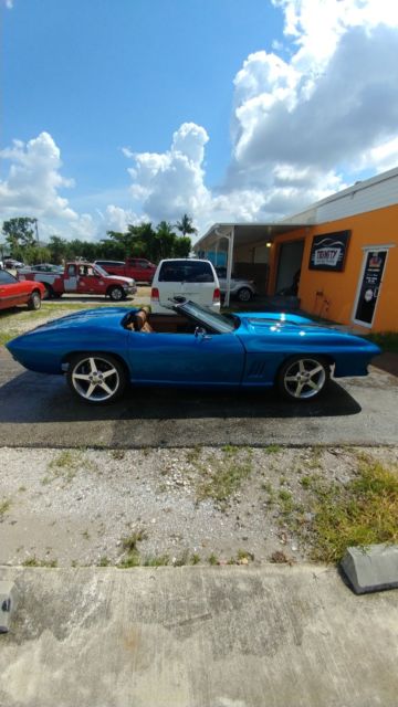1967 Blue Chevrolet Corvette Convertible