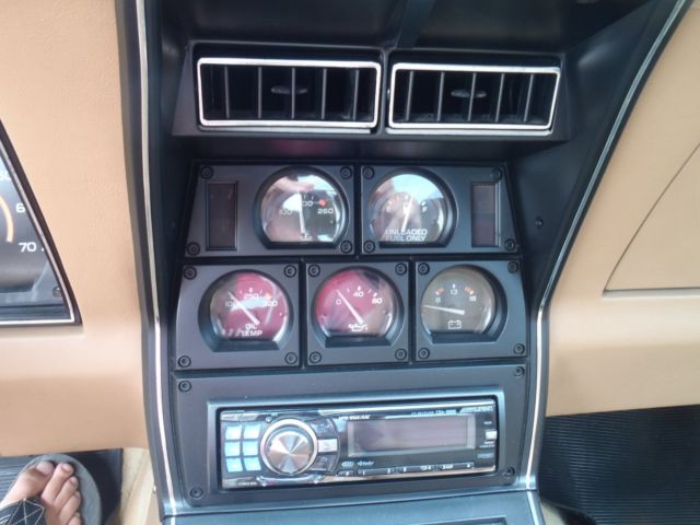 1982 Silver Chevrolet Corvette