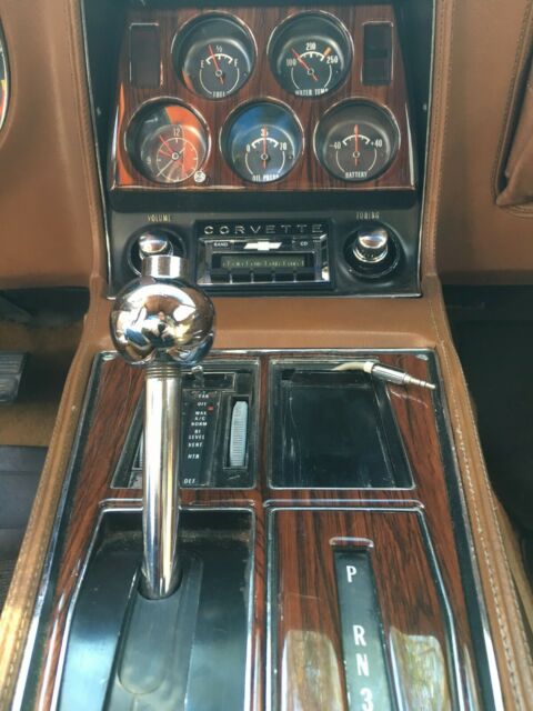 1973 White Chevrolet Corvette