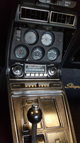 1971 Sunflower Yellow Chevrolet Corvette Coupe (T-Tops)