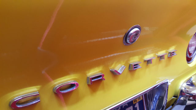 1971 Sunflower Yellow Chevrolet Corvette Coupe (T-Tops)