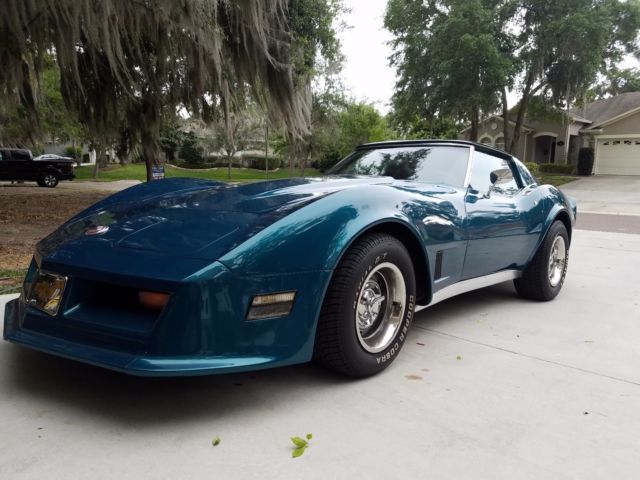 1971 Red Chevrolet Corvette T - TOP