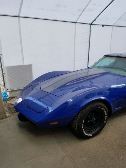 1977 Blue Chevrolet Corvette Coupe