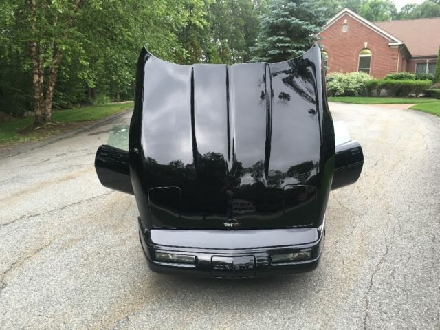 1991 Burgundy Chevrolet Corvette Coupe