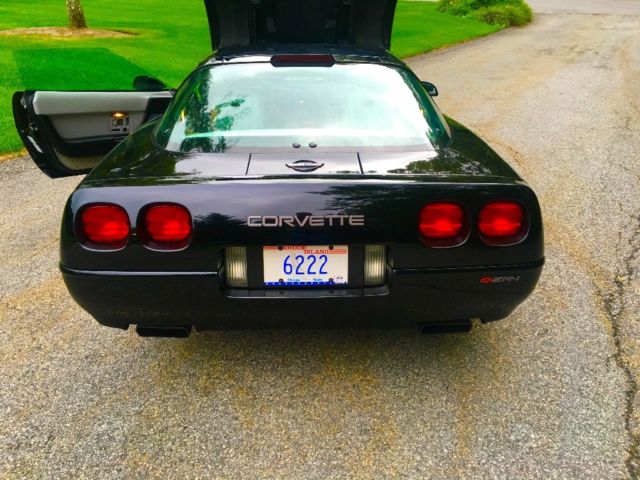 1991 Burgundy Chevrolet Corvette Coupe