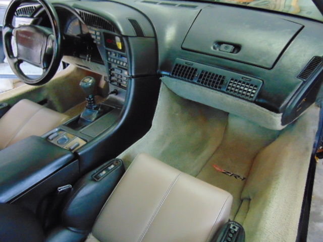 1990 Black Chevrolet Corvette Coupe