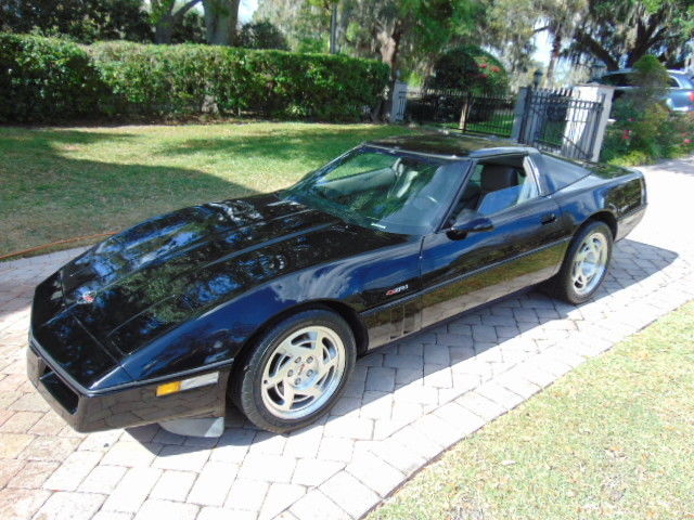 1990 Black Chevrolet Corvette Coupe