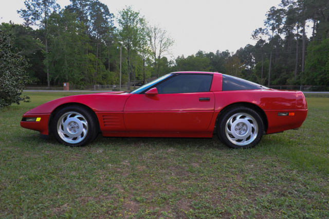 1991 Red Chevrolet Corvette Coupe