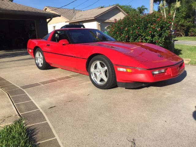 1991 Burgundy Chevrolet Corvette Coupe