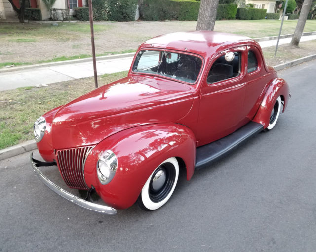 1939 Burgundy Ford Deluxe Coupe