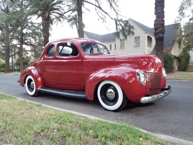 1939 Burgundy Ford Deluxe Coupe