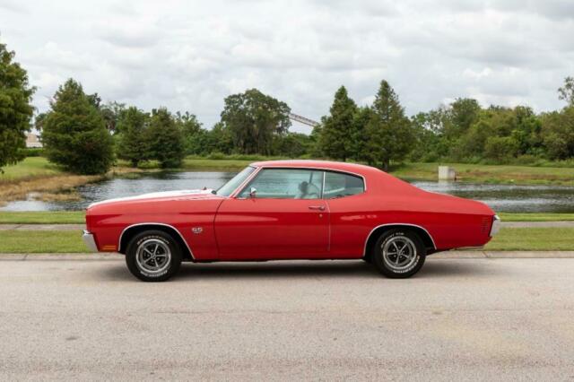 1970 Red Chevrolet Chevelle Super Sport