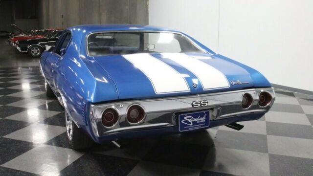 1971 Blue Chevrolet Chevelle Coupe