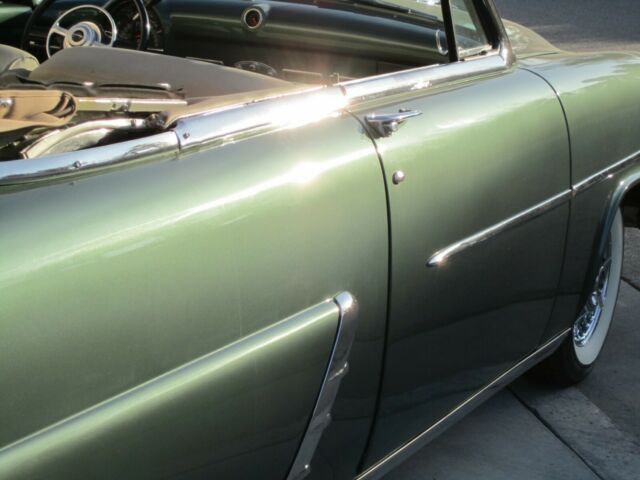1952 Green Ford Sunliner Convertible