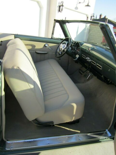 1952 Green Ford Sunliner Convertible