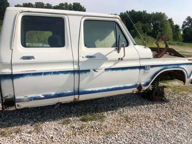 1975 Ford F-250