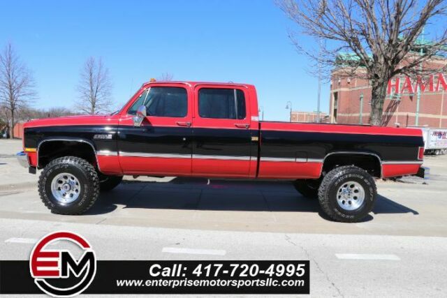 1988 RED/BLACK GMC Sierra 3500 Crew Pickup