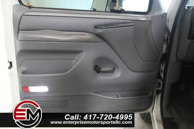 1994 White Ford F-350 Crew Pickup