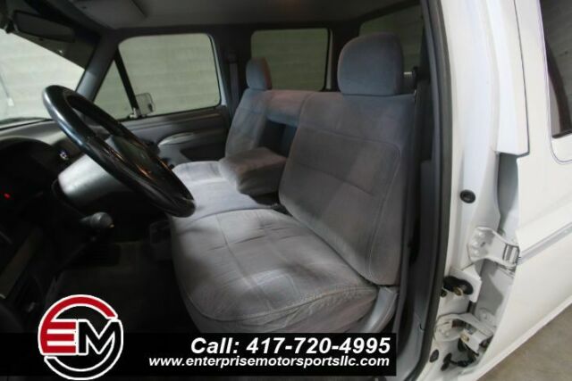 1994 White Ford F-350 Crew Pickup