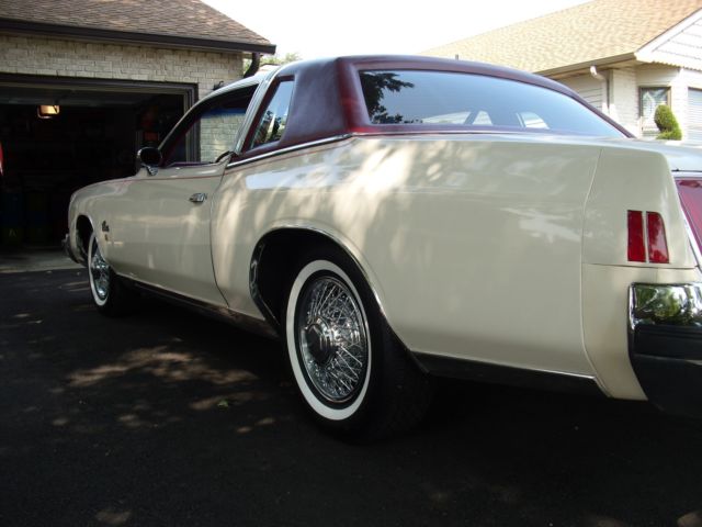 1979 White Chrysler Cordoba Coupe