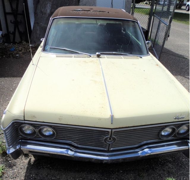 1968 Yellow Chrysler Imperial Coupe