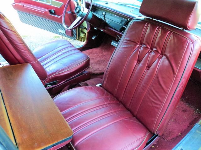 1968 Yellow Chrysler Imperial Coupe