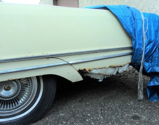 1968 Yellow Chrysler Imperial Coupe