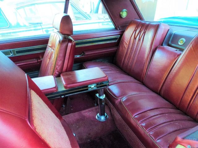 1968 Yellow Chrysler Imperial Coupe