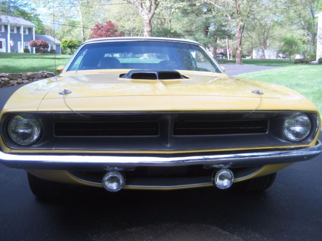 1970 LEMON TWIST YELLOW Plymouth Barracuda CONVERTIBLE