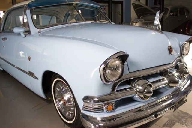 1951 Blue Ford Victoria