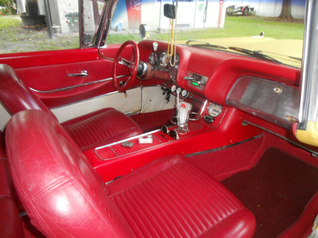 1959 Gold Ford Thunderbird Coupe