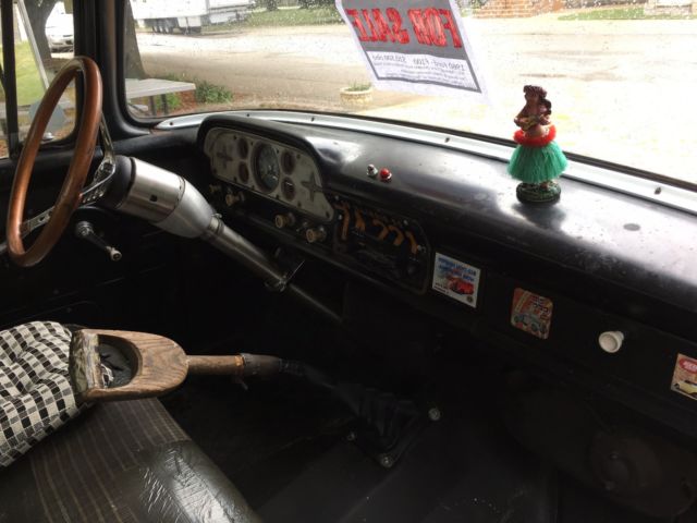 1960 Custom Ford F-100 Pickup (Truck)