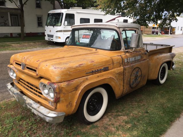 1960 Custom Ford F-100 Pickup (Truck)