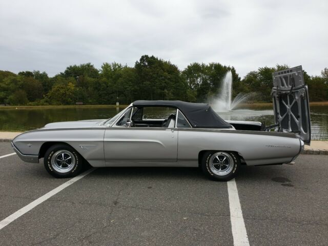 1963 Platinum Ford Thunderbird Convertible
