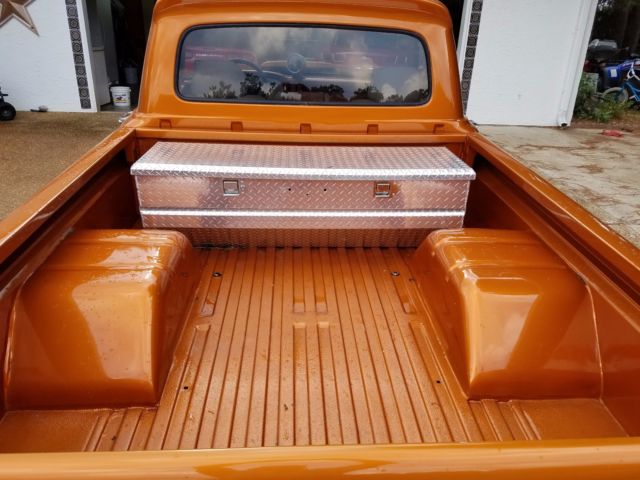 1966 Ford F-100