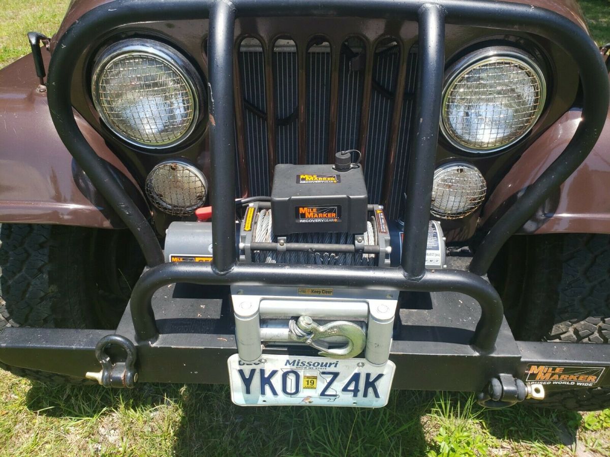 1975 Brown Jeep CJ SUV