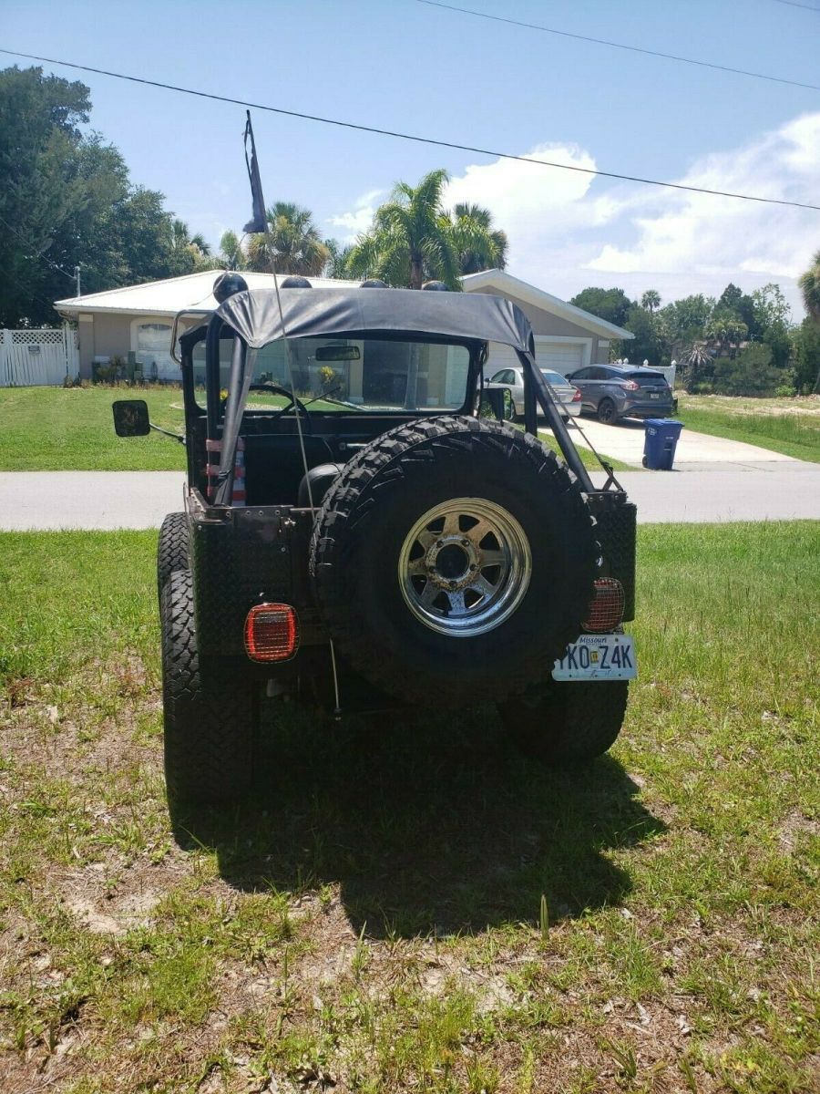 1975 Brown Jeep CJ SUV
