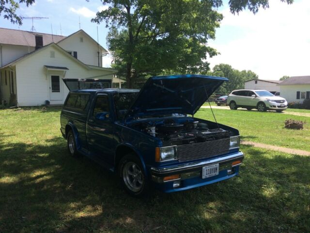 1985 Blue Chevrolet S-10